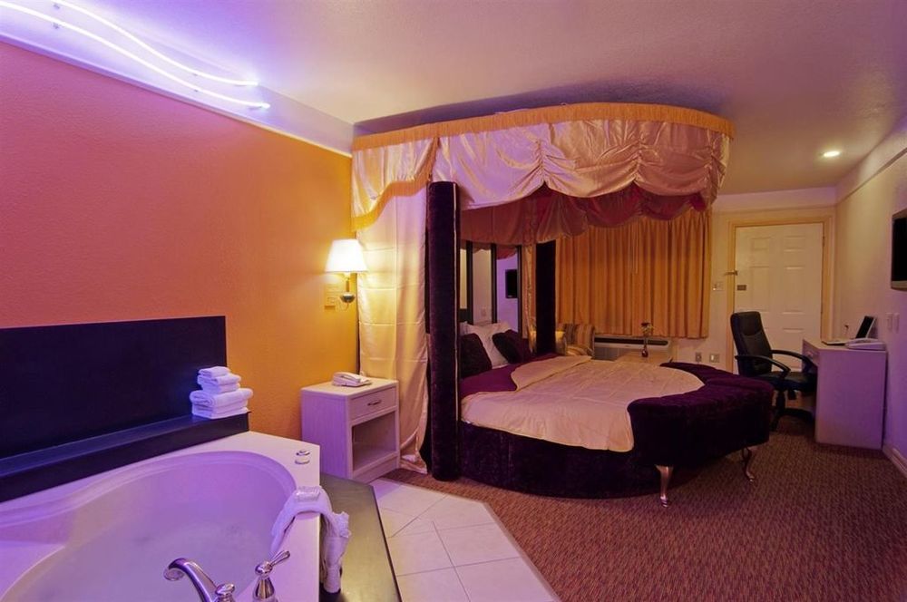 Texas Inn & Suites Pharr/San Juan Zařízení fotografie